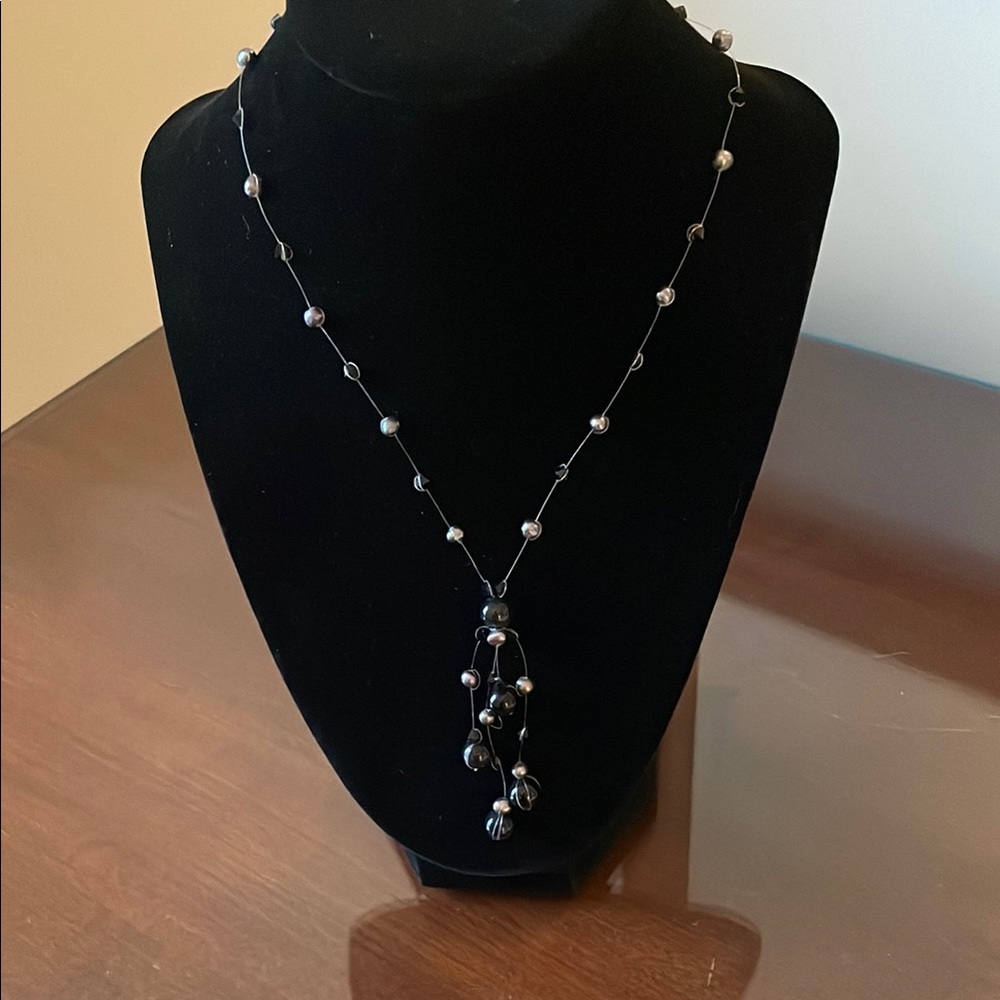 Elegant Black and Silver Beaded Necklace